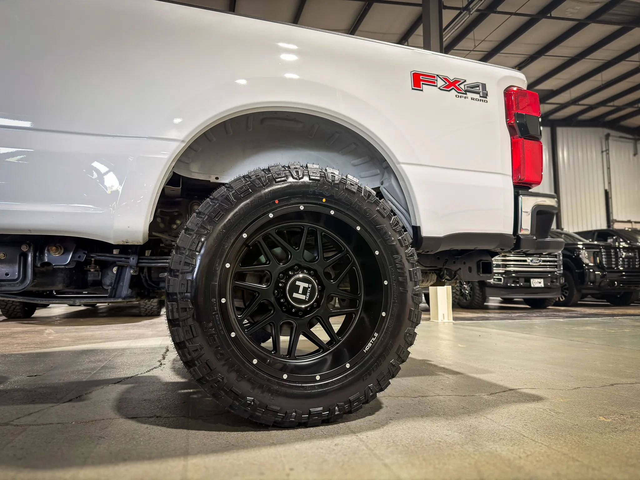 Used 2026 Ford F350 Lariat AWD/4WD image 8