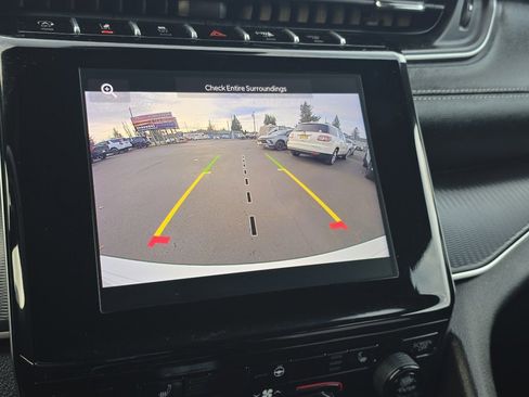 Used 2024 Jeep Grand Cherokee Altitude image 30