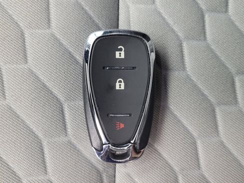 Used 2021 Chevrolet Equinox LS w/ LS Convenience Package FWD image 32
