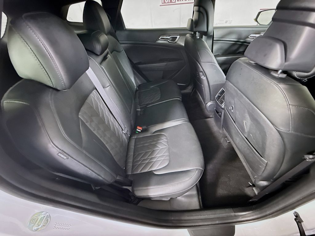 Certified 2024 Kia Sportage X-Line w/ X-Line Premium Package AWD/4WD image 32