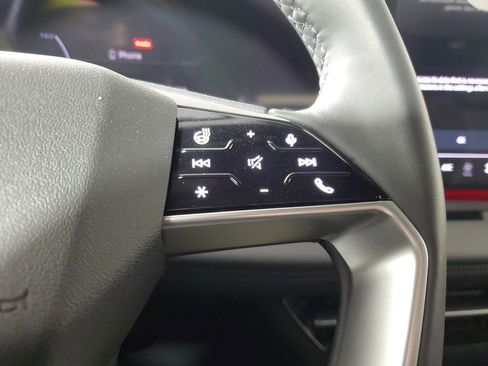 New 2025 Audi Q6 e-tron Premium Plus image 26