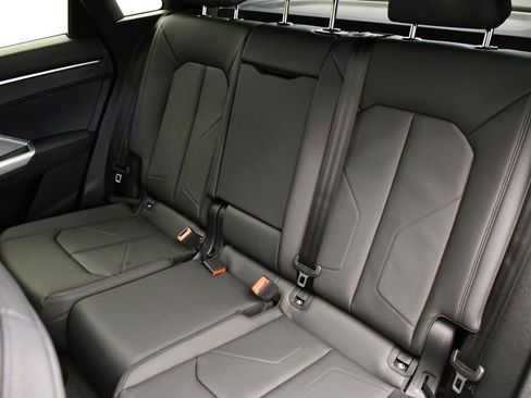 Used 2025 Audi Q3 2.0T Premium w/ Convenience Package image 45