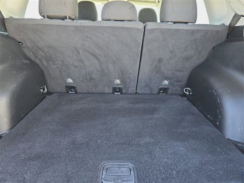 Used 2018 Jeep Compass Sport image 14