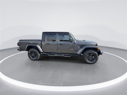 Used 2024 Jeep Gladiator Sport image 9