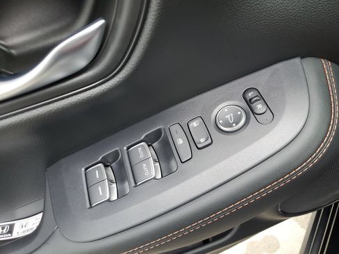 New 2027 Honda HR-V Sport image 23