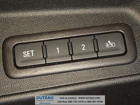 Used 2022 Chevrolet Equinox Premier image 23