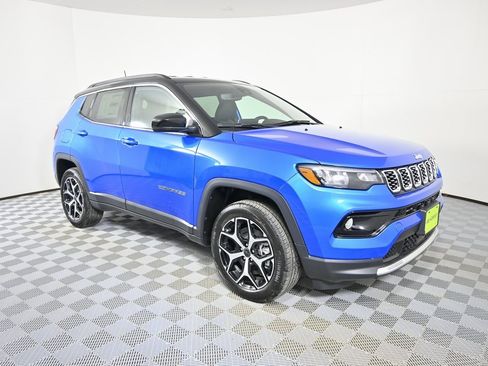 New 2026 Jeep Compass Limited w/ Mopar All Weather Package image 9
