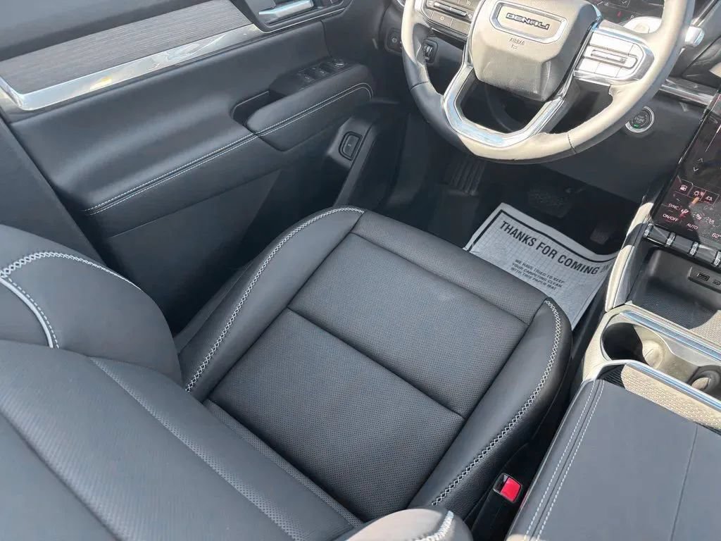 New 2027 GMC Terrain Denali w/ LPO, Floor Liner Package AWD/4WD image 22