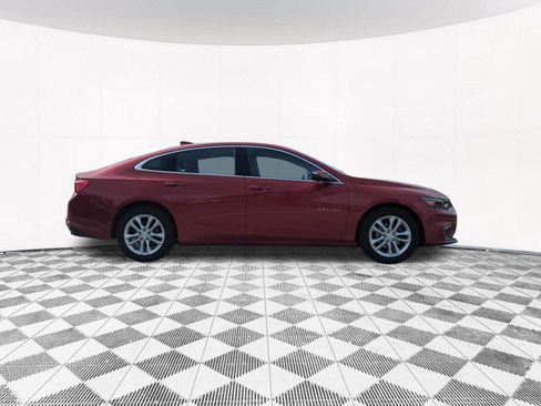 Used 2018 Chevrolet Malibu LT FWD image 7