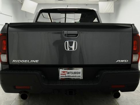 Used 2023 Honda Ridgeline RTL-E image 6
