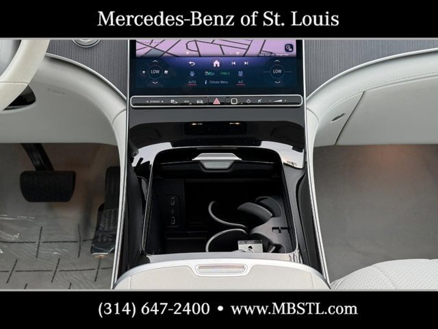 Certified 2023 Mercedes-Benz EQE 350+ 4MATIC SUV w/ Exclusive Trim Package image 16