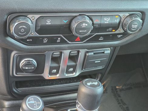 New 2026 Jeep Wrangler Sport AWD/4WD image 30
