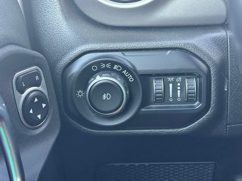 Certified 2020 Jeep Wrangler Unlimited Sport S AWD/4WD image 23