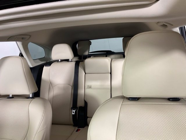Used 2022 Lexus RX 350L Premium w/ Premium Package AWD/4WD image 36