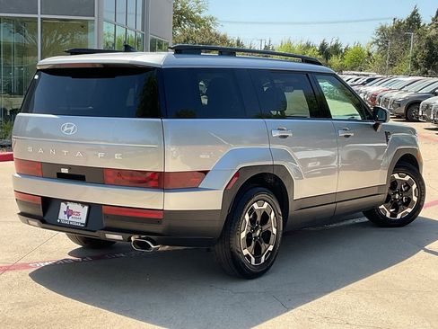 Used 2025 Hyundai Santa Fe SEL image 5