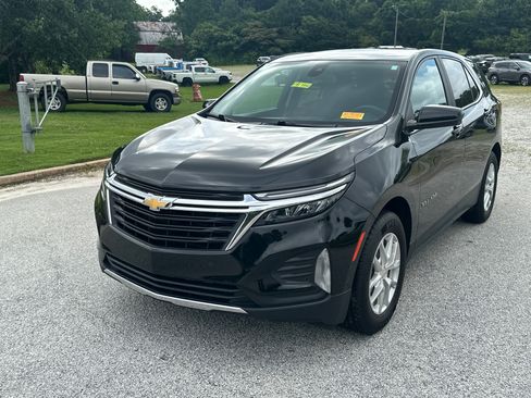 Used 2024 Chevrolet Equinox LT FWD image 1