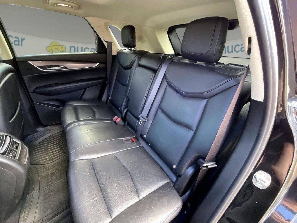 Used 2018 Cadillac XT5 Premium Luxury AWD/4WD image 14