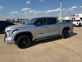 Used 2024 Toyota Tundra Limited AWD/4WD video 3