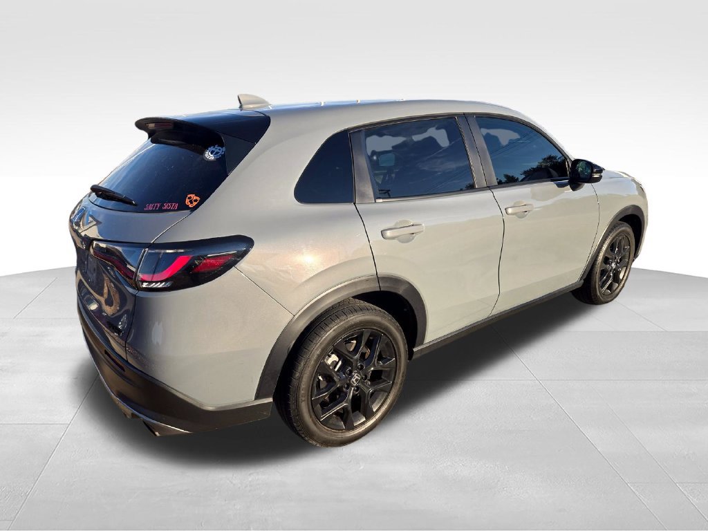 Used 2025 Honda HR-V Sport image 5