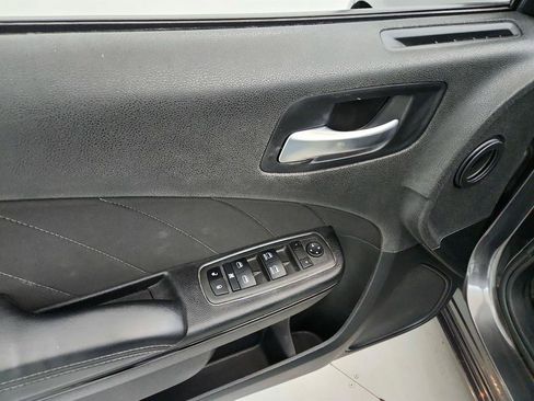 Used 2022 Dodge Charger SXT w/ Blacktop Package RWD image 19