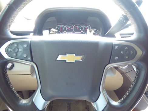 Used 2015 Chevrolet Suburban LTZ AWD/4WD image 12