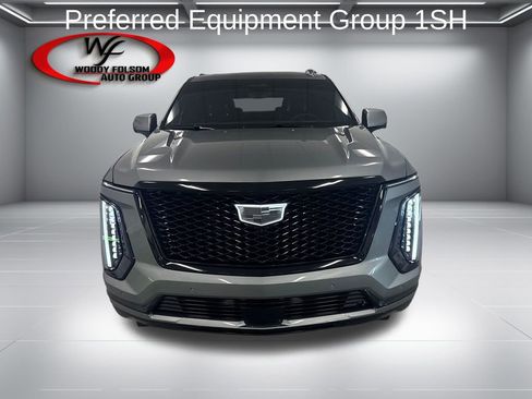Used 2026 Cadillac Escalade Platinum Sport w/ LPO, ONYX Package AWD/4WD image 2