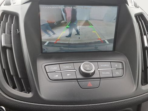 Used 2019 Ford Escape SE image 20