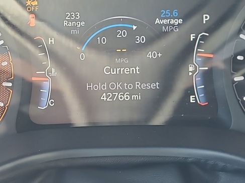 Used 2025 Jeep Compass Limited AWD/4WD image 22
