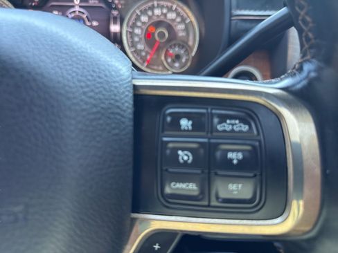 Used 2022 RAM 3500 Limited AWD/4WD image 22