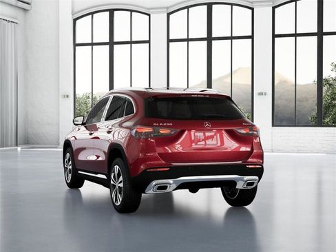 New 2026 Mercedes-Benz GLA 250 4MATIC image 27