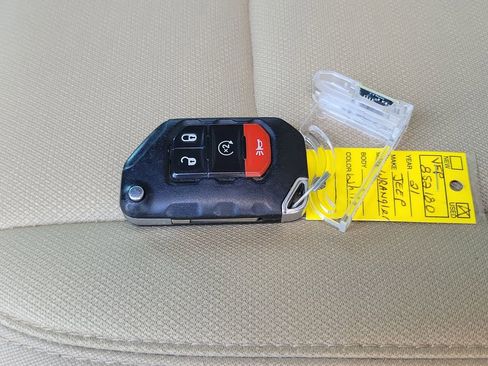 Used 2021 Jeep Wrangler Unlimited Sport AWD/4WD image 30