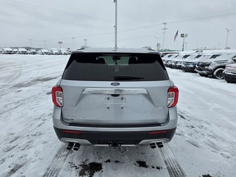 Used 2020 Ford Explorer Platinum w/ Premium Technology Package image 6