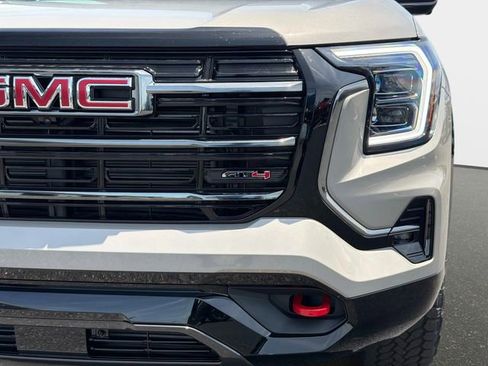 New 2026 GMC Terrain AT4 w/ Convenience Package III AWD/4WD image 9