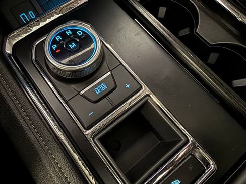 Used 2022 Ford Expedition XLT image 27