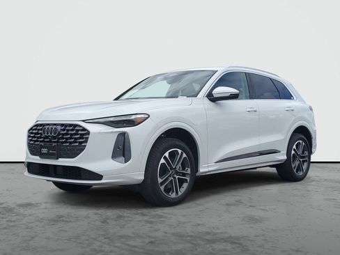 New 2025 Audi Q5 Premium Plus AWD/4WD image 3