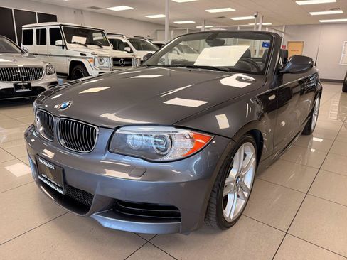 Used 2013 BMW 135i Convertible RWD image 11