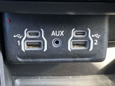 Used 2024 Dodge Durango GT image 30