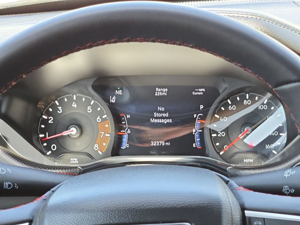 Used 2025 Jeep Compass Trailhawk AWD/4WD image 25