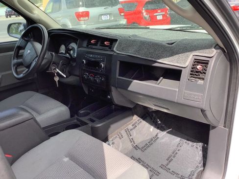 Used 2010 Dodge Dakota ST w/ Extra Security Group AWD/4WD image 33