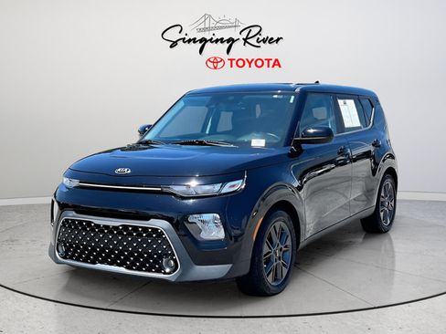Used 2021 Kia Soul EX FWD image 3