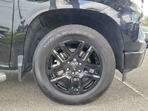 Used 2023 Chevrolet Silverado 1500 RST RWD image 6