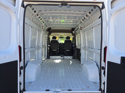 Used 2025 RAM ProMaster 2500 image 7