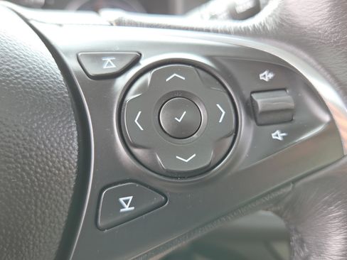 Used 2019 Buick Enclave Essence image 34