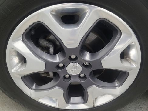 Used 2018 Jeep Compass Limited w/ Navigation Group AWD/4WD image 31