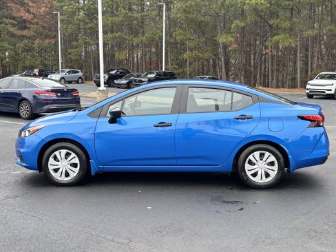 Used 2022 Nissan Versa S image 7