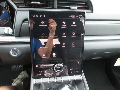 New 2026 GMC Terrain Elevation FWD image 16