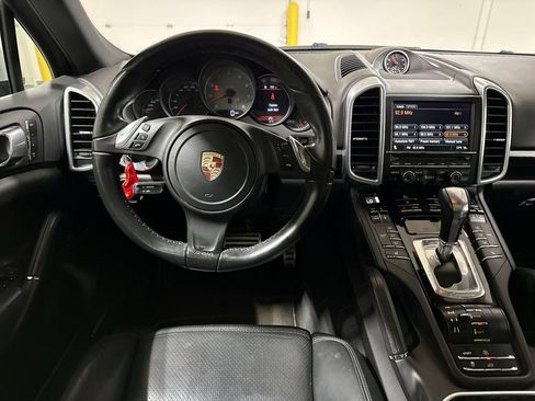 Used 2013 Porsche Cayenne S AWD/4WD image 11