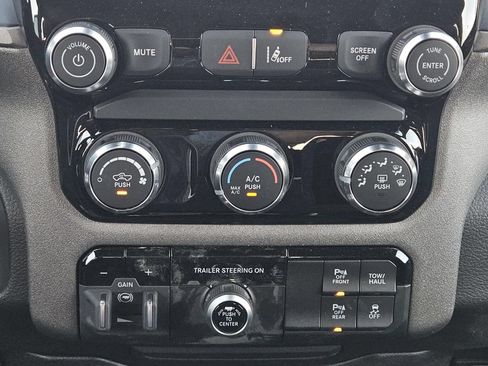 New 2026 RAM 1500 Warlock AWD/4WD image 13