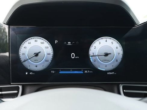 Used 2024 Hyundai Elantra SEL FWD image 7