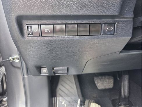 Used 2023 Toyota RAV4 XLE Premium AWD/4WD image 15